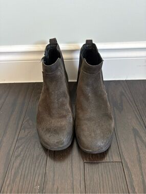 UGG Australia Bonham II Chelsea Boot Black Waterproof Leather size Women's 9